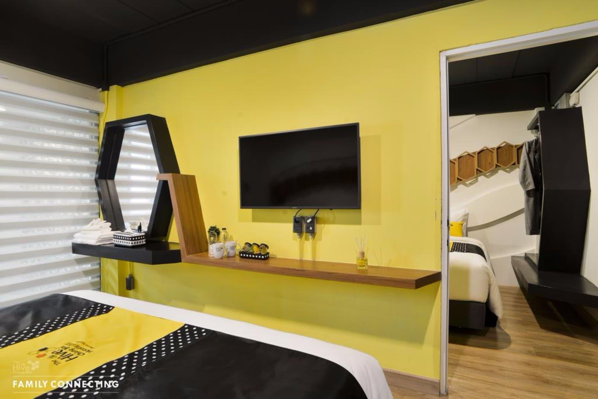 The Hive Chiang Mai Hotel Екстериор снимка